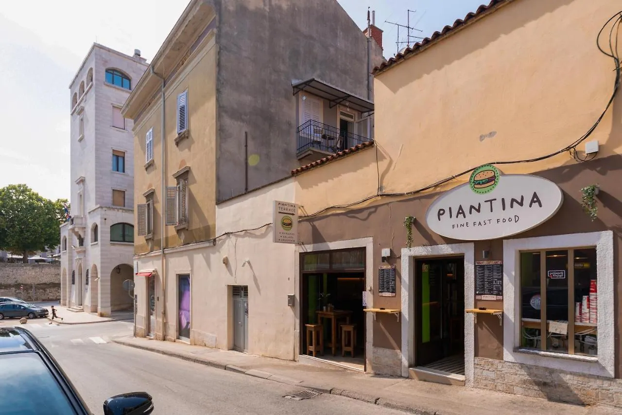Polesana Rooms Pula 2*,  Croatia