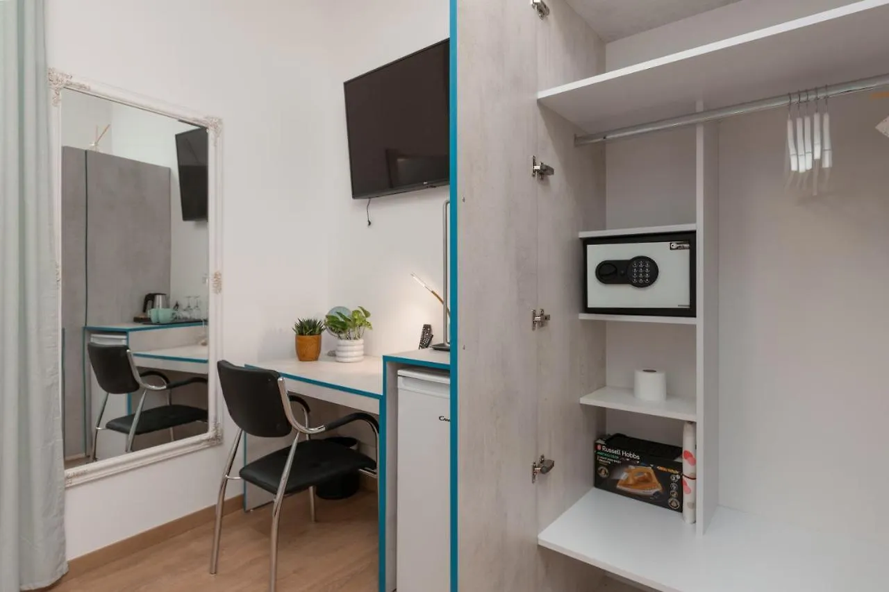 Polesana Rooms Pula Croatia